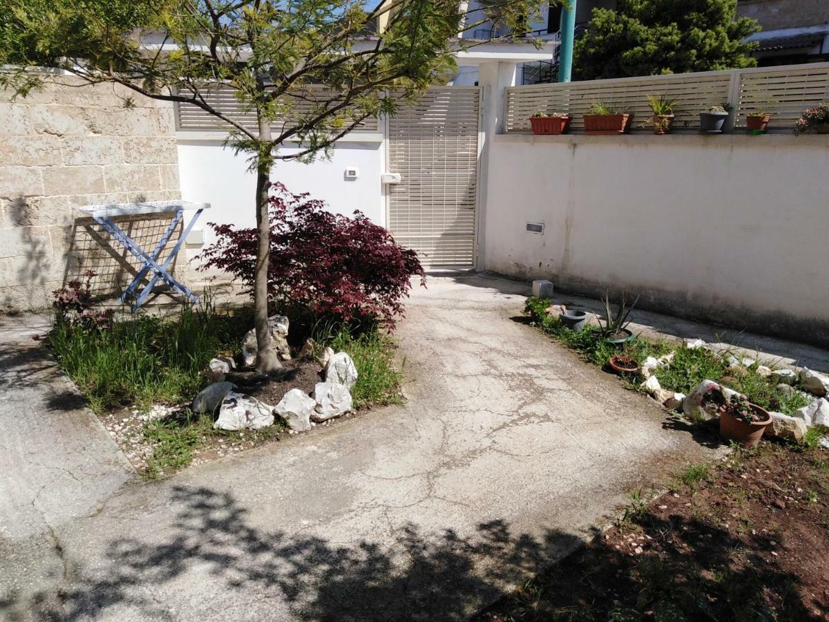 Casa Alessandra Surbo Bagian luar foto